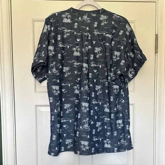 Lands' End Navy Short-Sleeve Island Print Tunic - Picture 6 of 9